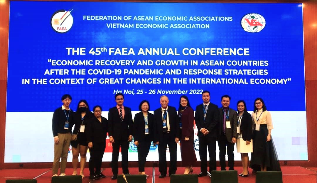 Philippine delegation at the 45th FAEA Annual Conference