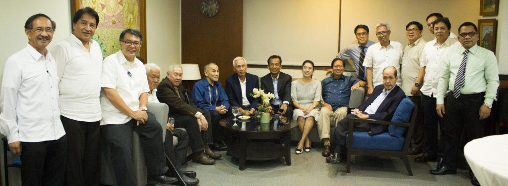 PES Hosts Gathering of Advisers and Former Presidents